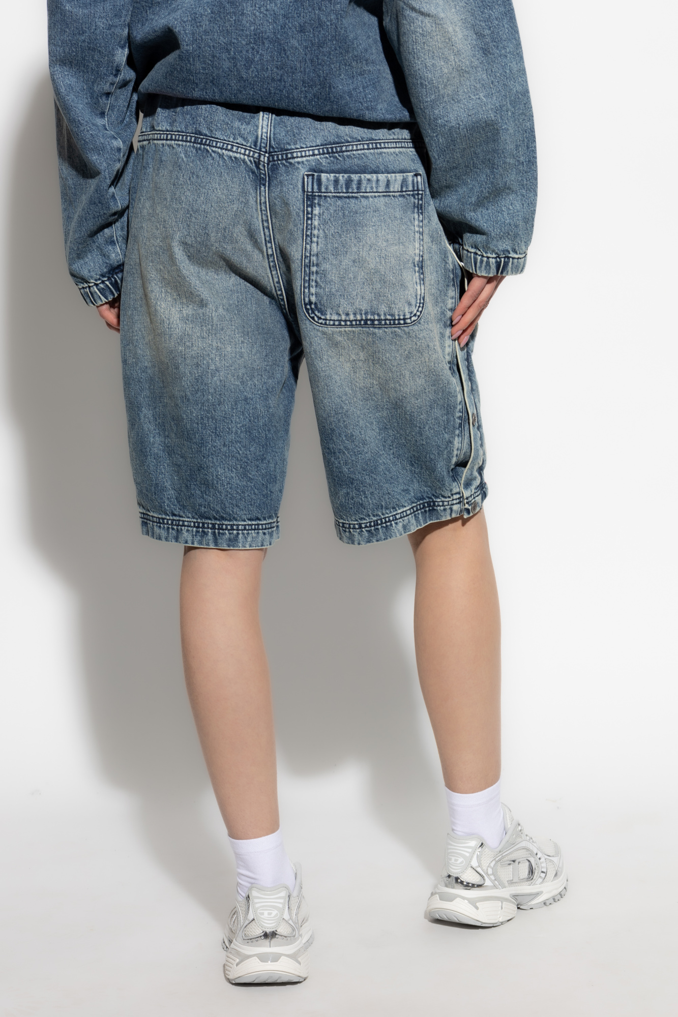 タグ付未使用品★V12 ALL STAR SHORTS メンズXXL Buy Satoshi Nakamoto men black moto shorts for $860 online